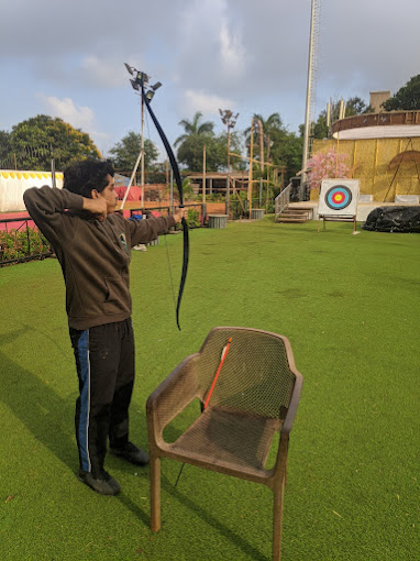 Falcon Feathers Archery 2